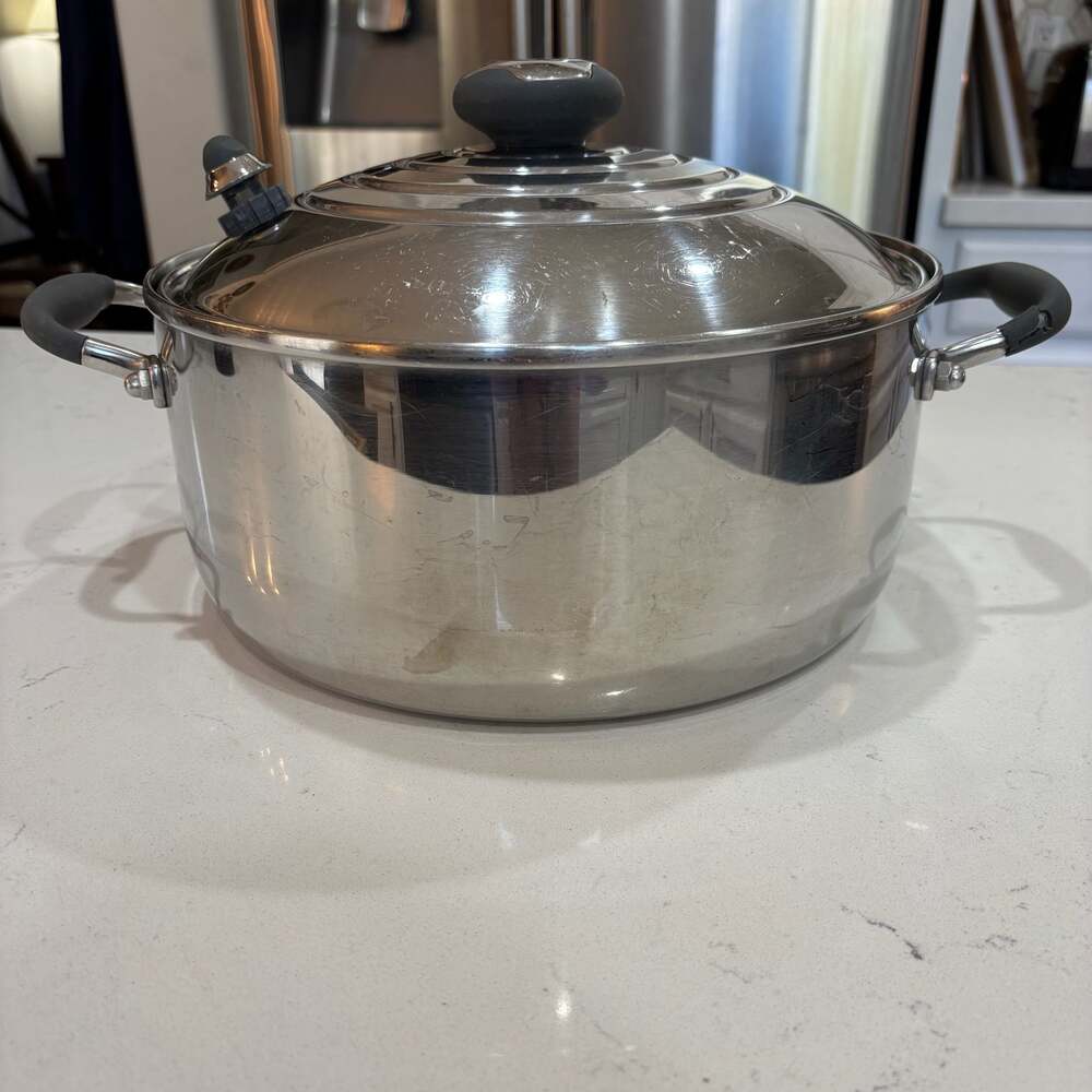 Royal Prestige 6 Quart 9-Ply T-304 Copper Enhanced Surgical Stainless Steel Stoc